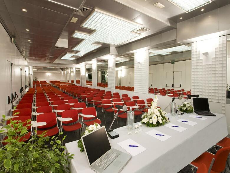 Hotel Savoy