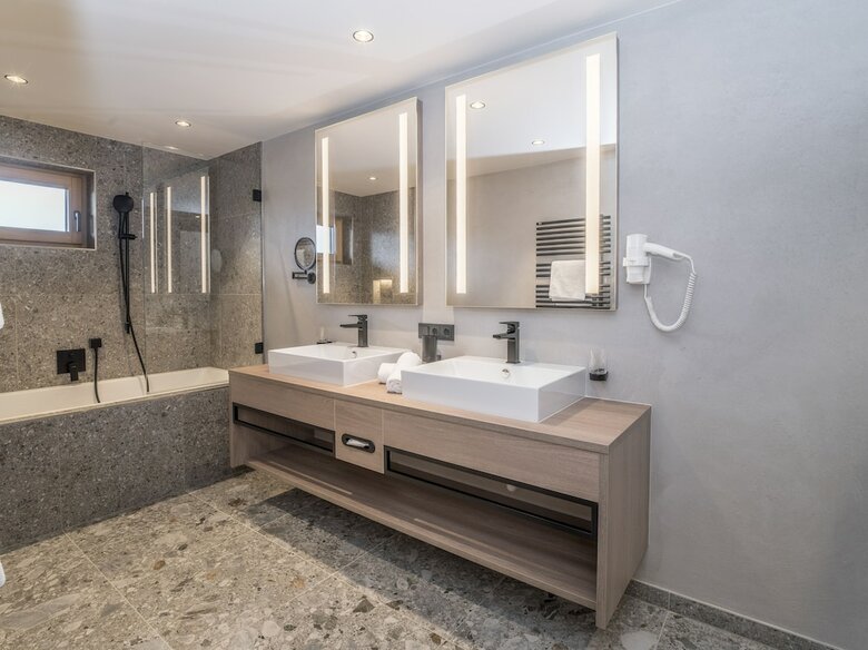 Hotel Schweizerhof Kitzb�hel - Sport & Beautyhotel