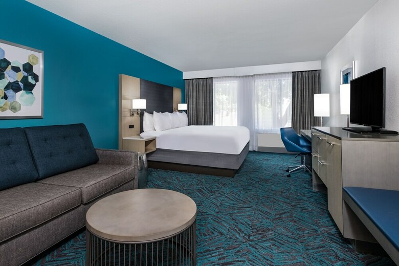 Radisson Hotel Colorado Springs
