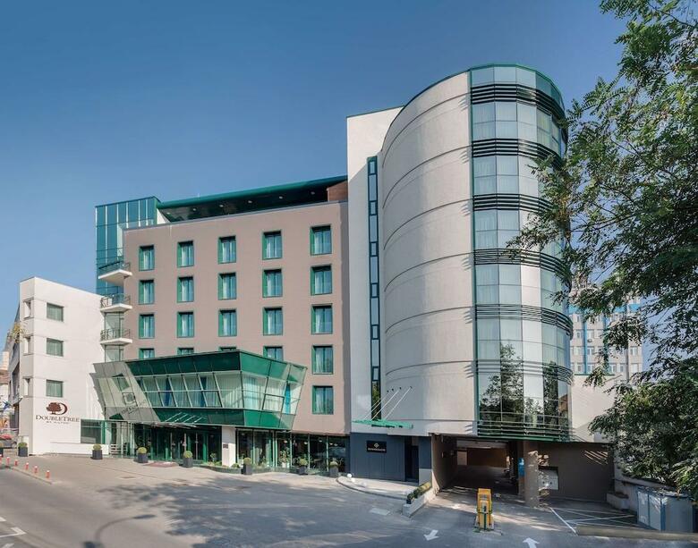 City Plaza Hotel