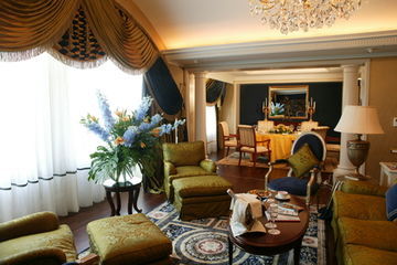 Hotel Donbass Palace