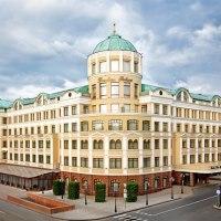 Hotel Donbass Palace