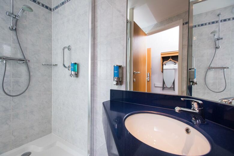 Hotel Holiday Inn Express Warwick