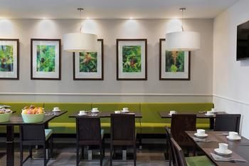 Hotel Kyriad Paris La D�fense