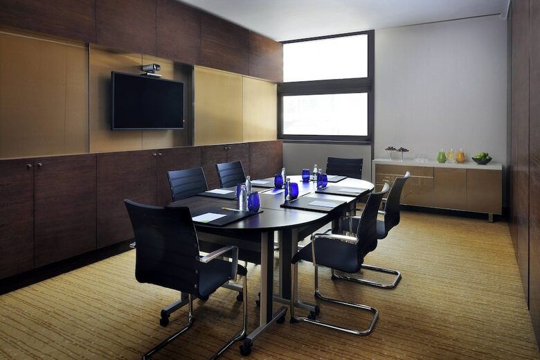 Hotel Courtyard By Marriott World Trade Center, Abu Dhabi