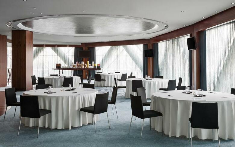 Hotel Hyatt Capital Gate Abu Dhabi