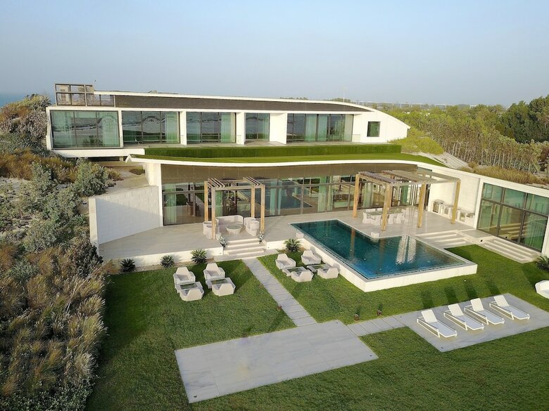 Hotel Zaya Nurai Island Resort