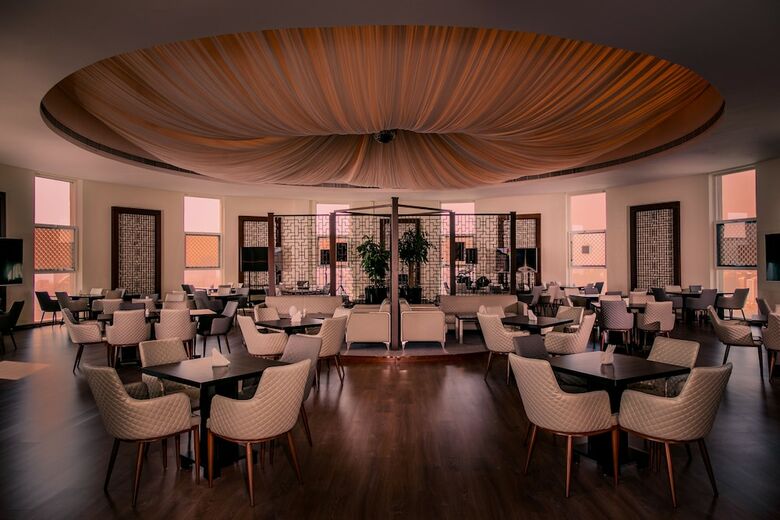Hotel Grand Millennium Al Wahda Abu Dhabi