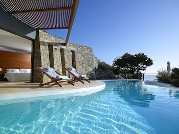 Hotel St Nicolas Bay