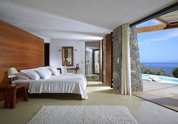 Hotel St Nicolas Bay