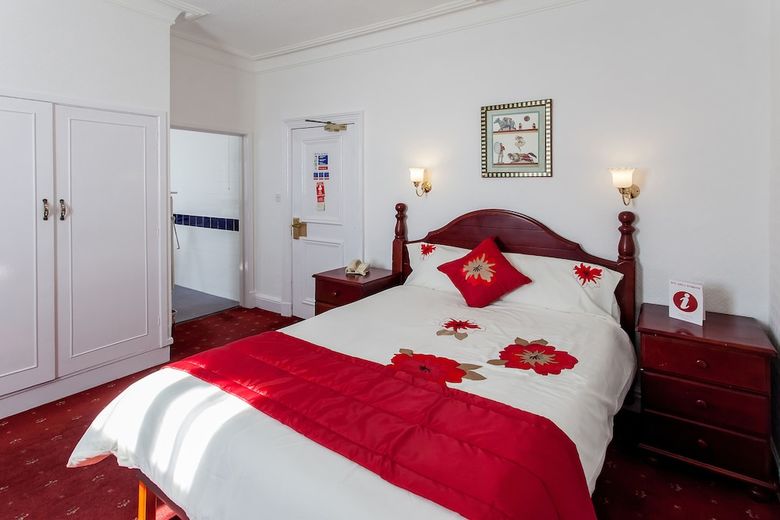 Prince Of Wales Hotel