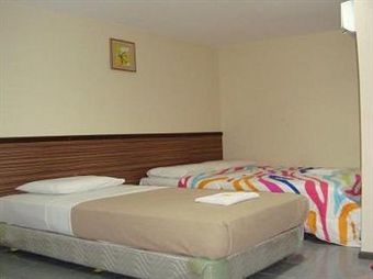 Hostal Iskandar Sinsuran Guesthouse