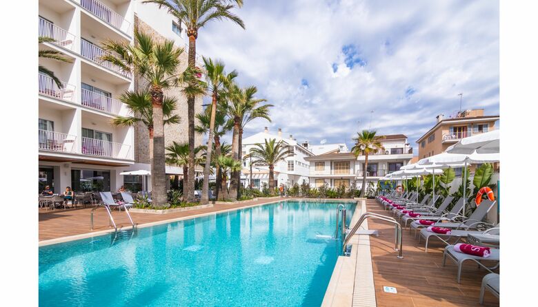 Js Yate Hotel