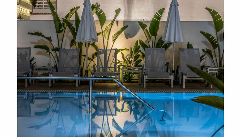 Js Yate Hotel