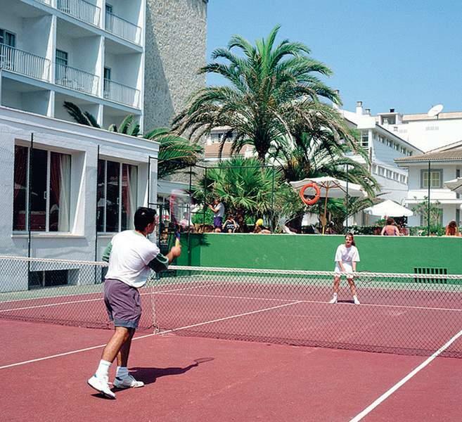 Js Yate Hotel