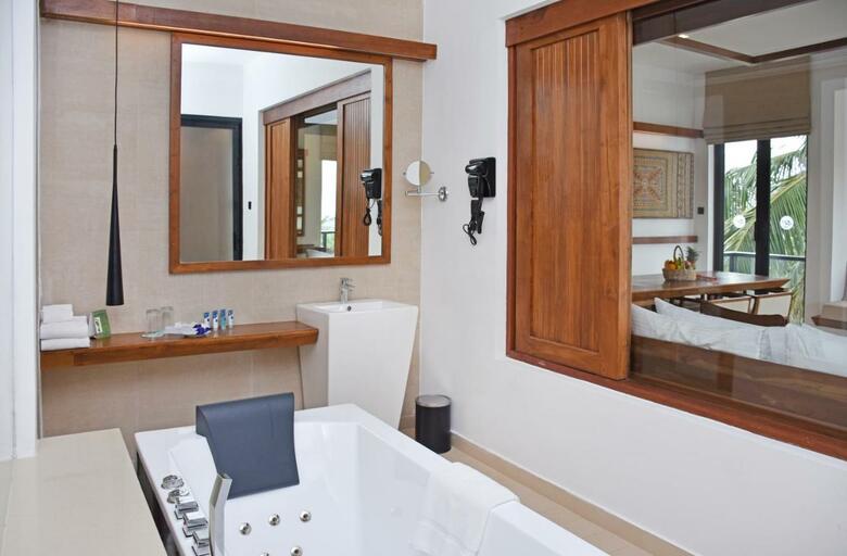 Goldi Sands Hotel