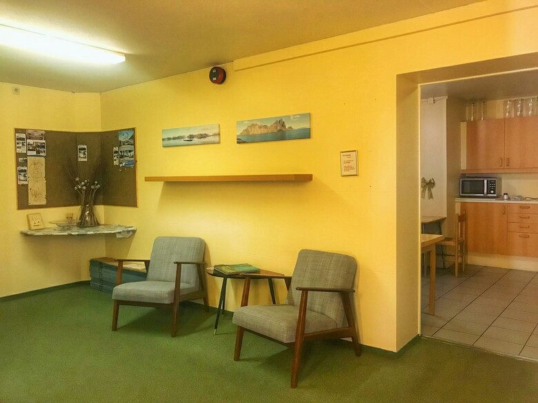Hostal Guesthouse Hvammur