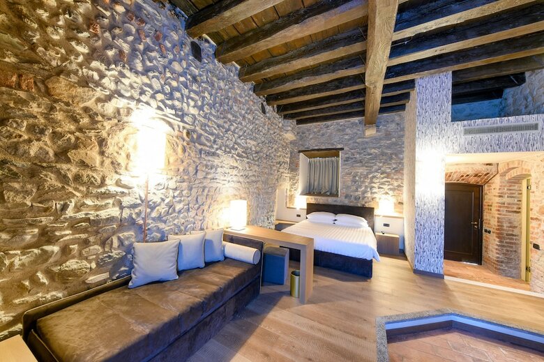 Hotel Castello Di Casiglio