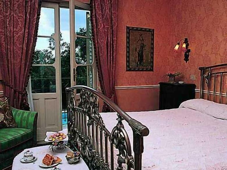 Hotel Villa Paradiso Dell'etna