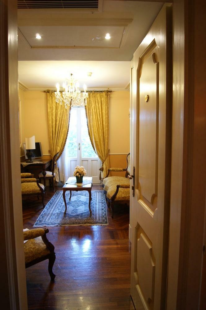 Hotel Villa Paradiso Dell'etna
