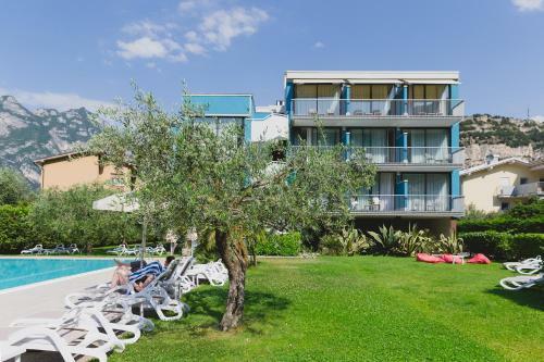 Hotel Holiday