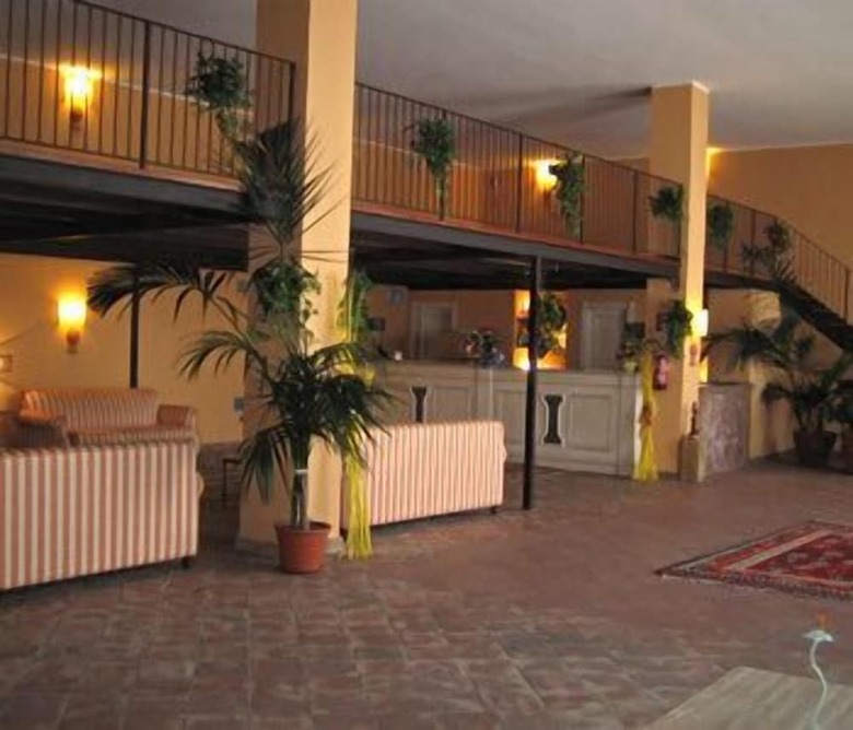 Hotel Puntamajata