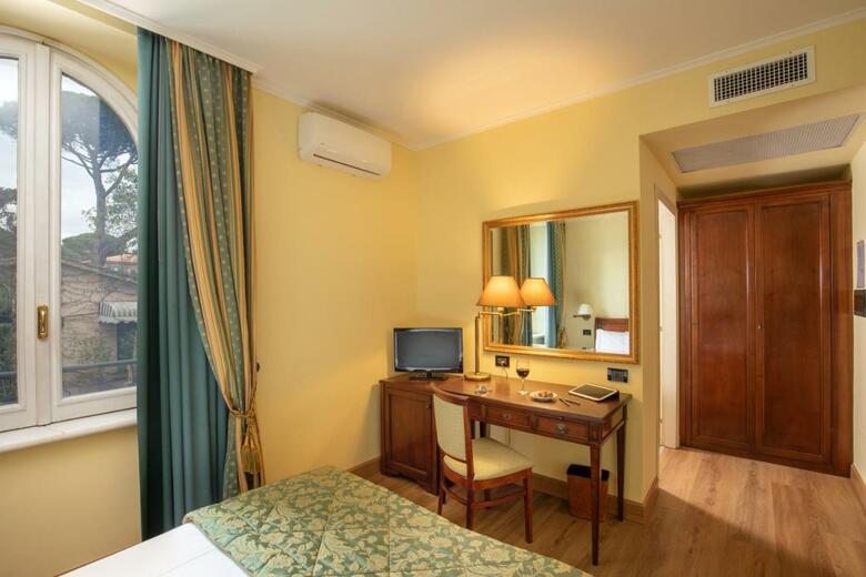 Hotel Verdeborgo