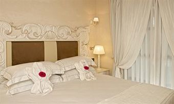 Hotel La Villa Del Re