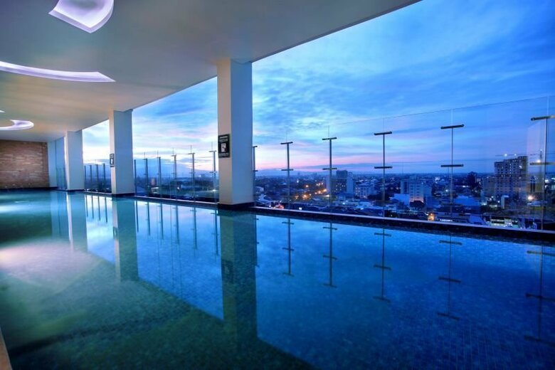 Aston Makassar Hotel & Convention Center