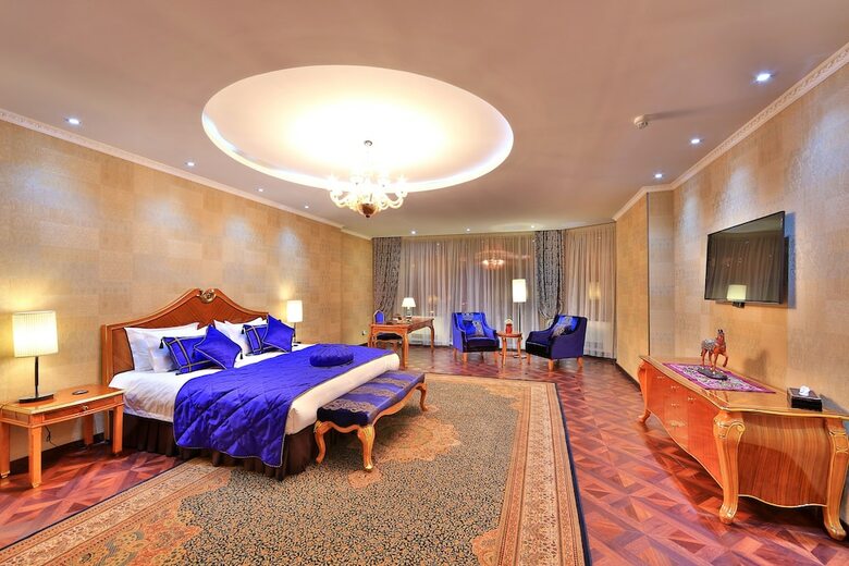 Damas International Hotel