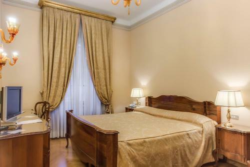 Villa Fenaroli Palace Hotel