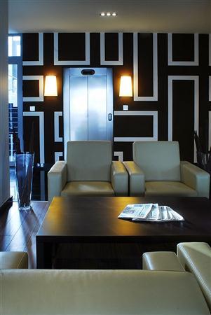 Hotel Aston Business