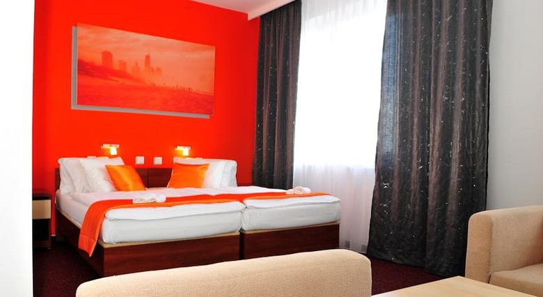 Hotel Color