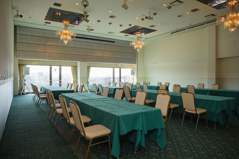 Okazaki New Grand Hotel