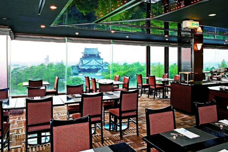 Okazaki New Grand Hotel