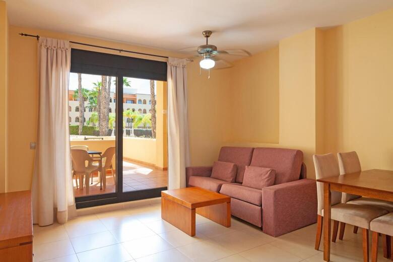Apartamentos Playamarina