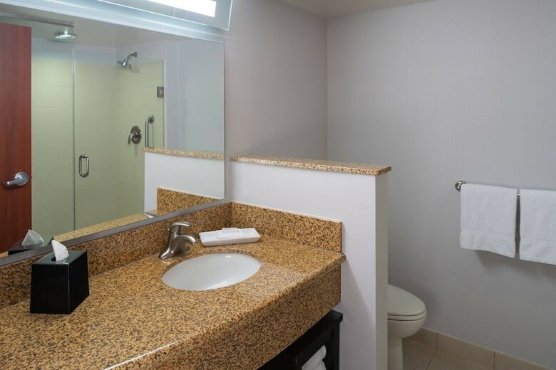 Hotel Courtyard By Marriott Miami Airport South