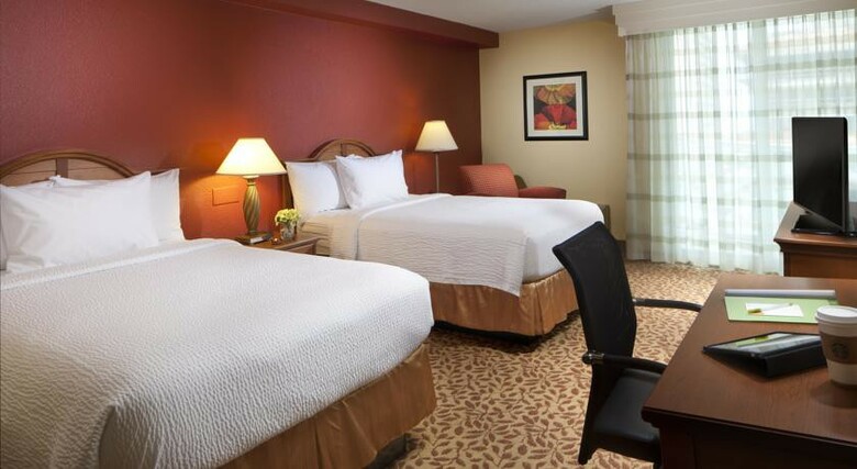 Hotel Courtyard By Marriott Miami Downtown