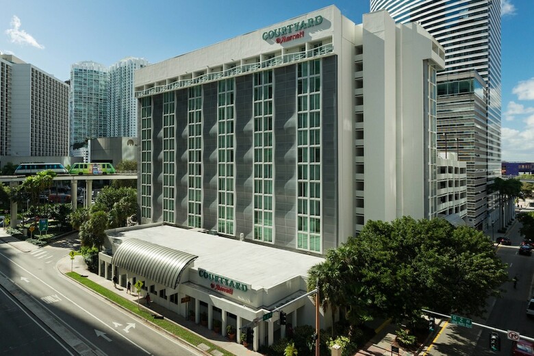 Hotel Courtyard By Marriott Miami Downtown