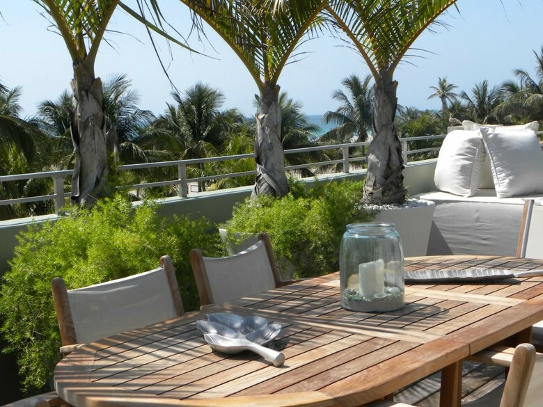 Hotel Pelican