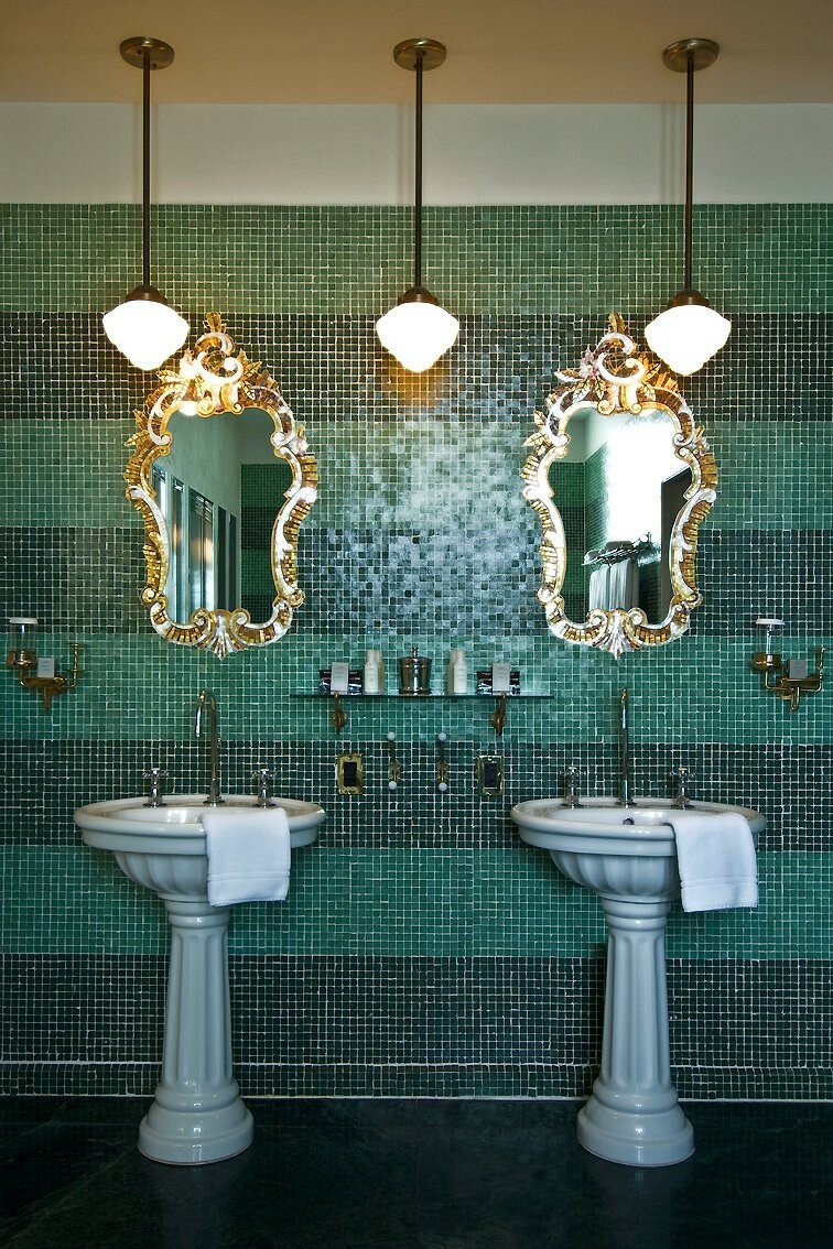 Hotel Pelican