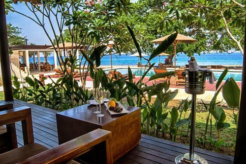 Hotel Living Asia Resort And Spa