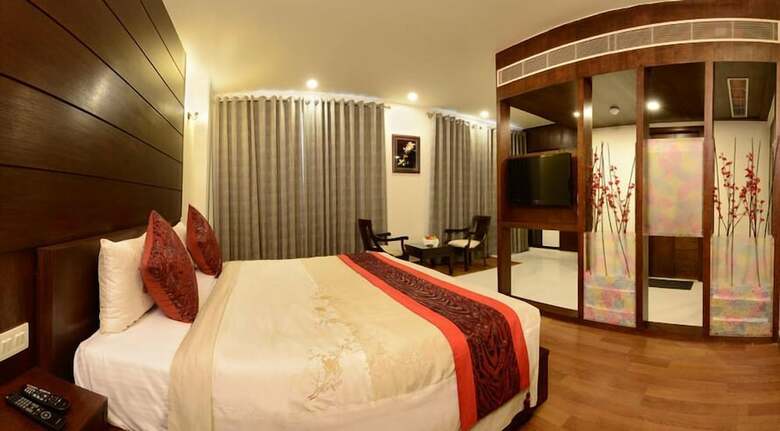 Hotel Atulyaa Taj