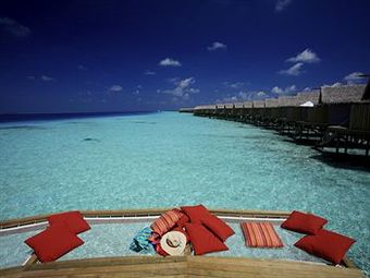 Hotel Centara Ras Fushi Resort And Spa
