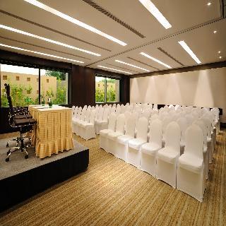 Hotel Hilton Bangalore Embassy Golflinks