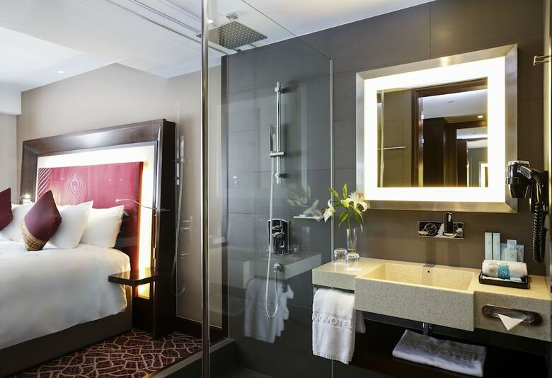 Novotel Kolkata Hotel And Residences