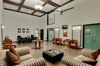 Hotel The Golden Suites