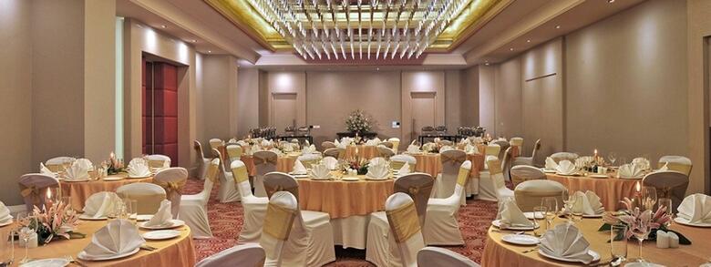 Hotel Radisson Hyderabad Hitec City