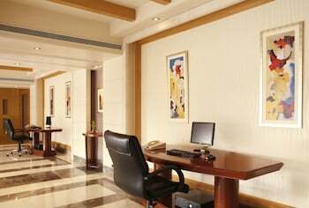 Hotel Lemon Tree Premier Jaipur