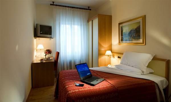 Hotel Montereale
